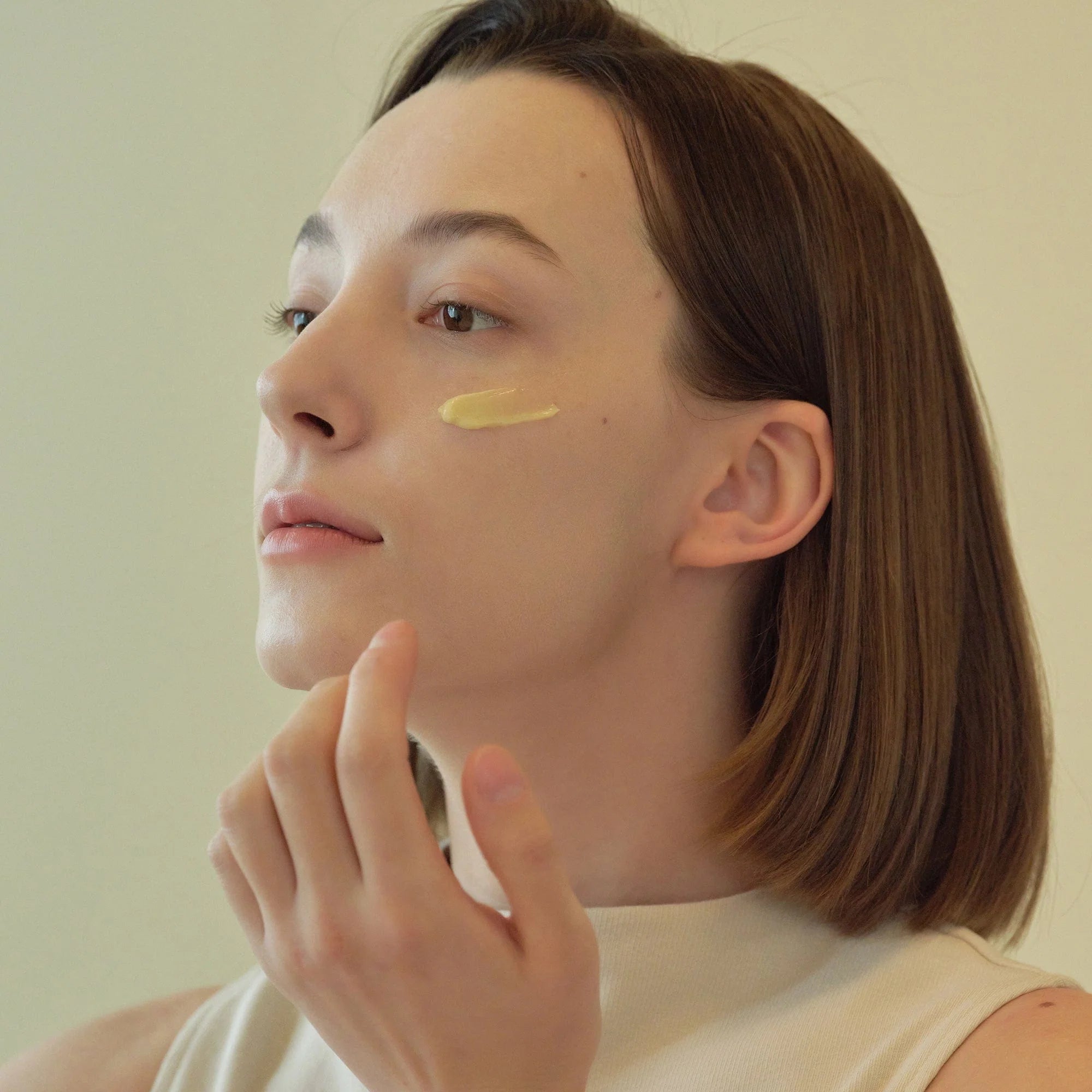 Sérum Revitalisant Contour des Yeux : Ginseng + Rétinal