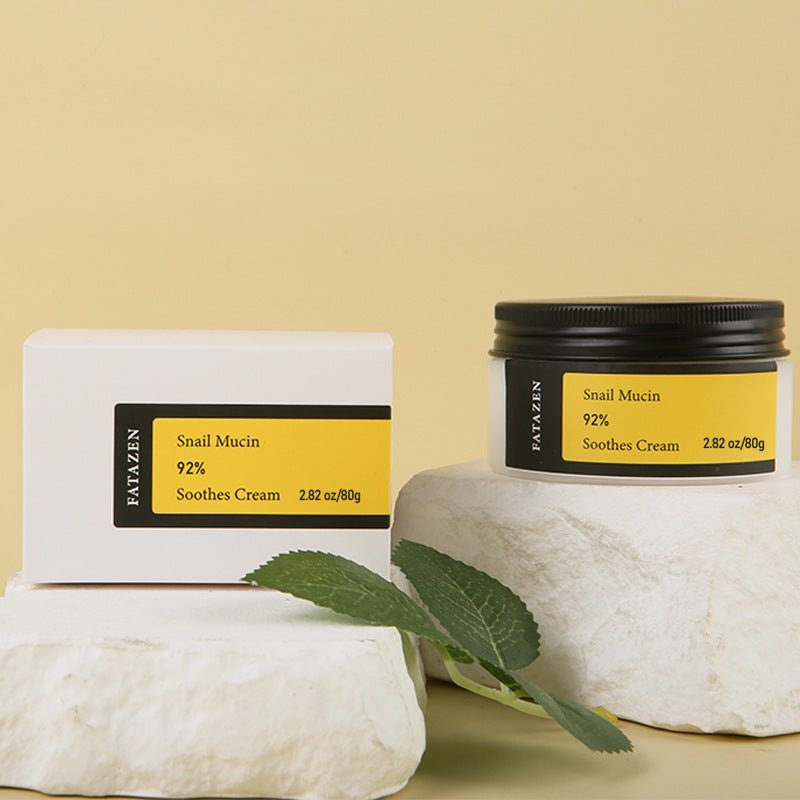 Moisturizing and Nourishing Cream with Snail Mucin